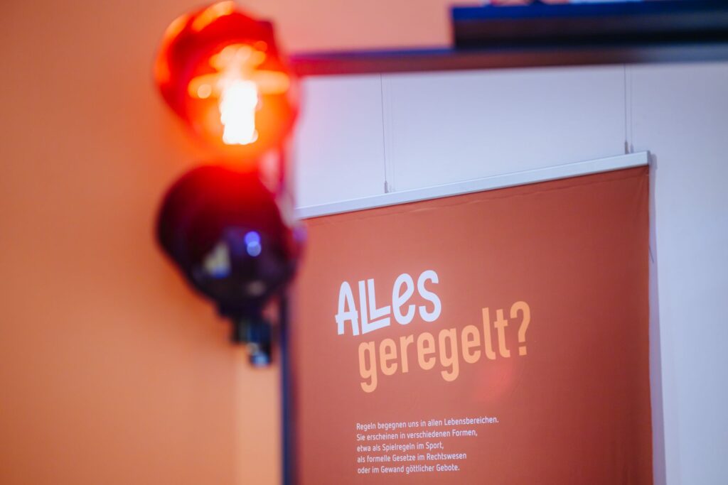Ausflugstipp: Die Macht der Regeln – zwischen Freiheit und Kontrolle